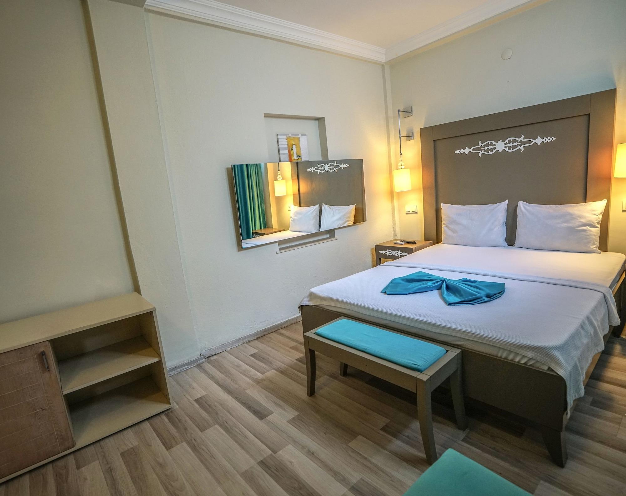 Sky Nova Hotel & Suites Бодрум Экстерьер фото