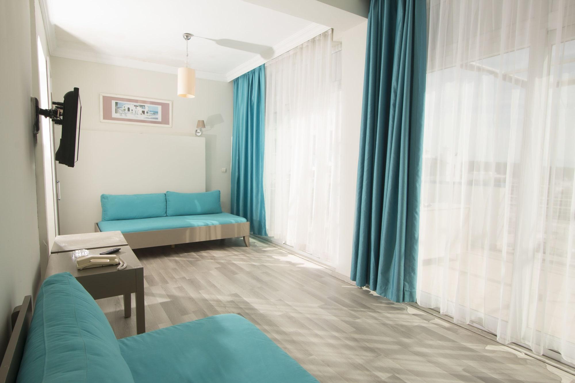 Sky Nova Hotel & Suites Бодрум Экстерьер фото
