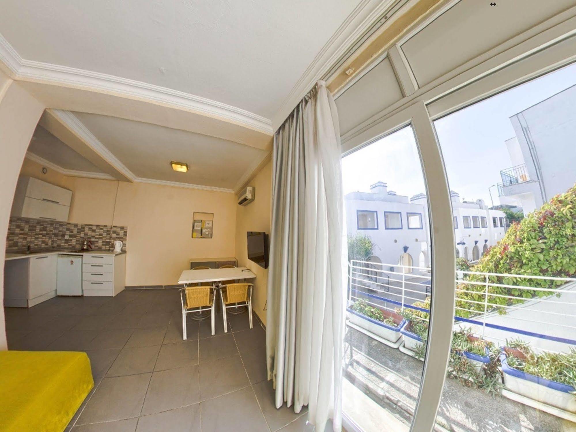 Sky Nova Hotel & Suites Бодрум Экстерьер фото